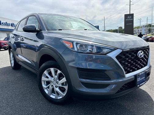 2021 Hyundai TUCSON SE