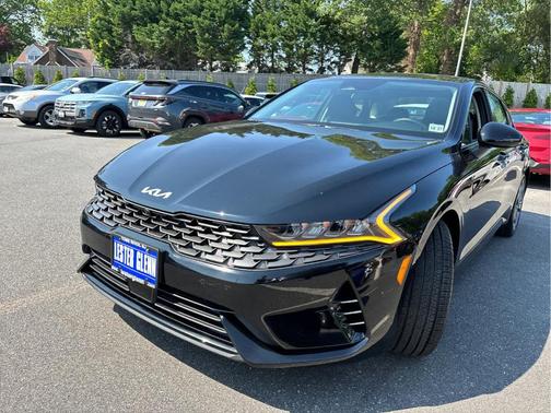 2023 Kia K5 EX
