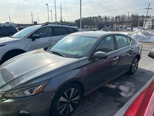 2021 Nissan Altima 2.5 SV