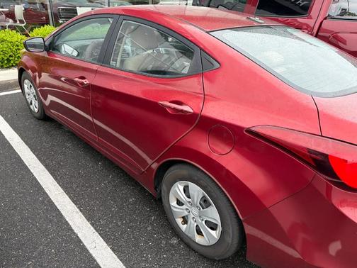 Venetian Red 2016 Hyundai ELANTRA SE
