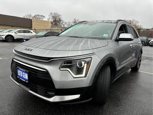 2023 Kia Niro EX Touring