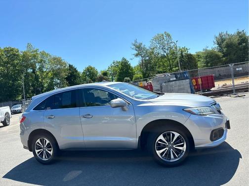 2017 Acura RDX Advance Package