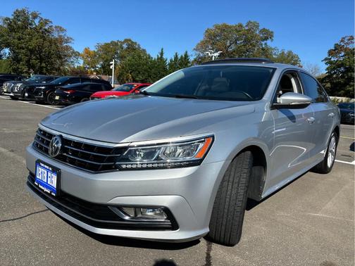 2018 Volkswagen Passat 2.0T SE