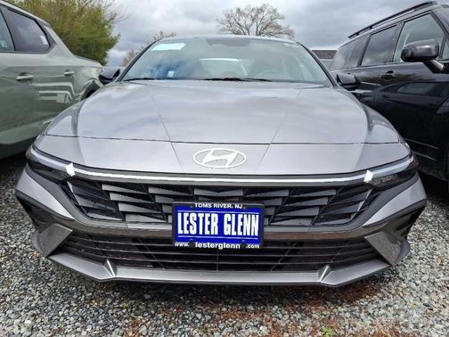 2025 Hyundai ELANTRA HEV SEL