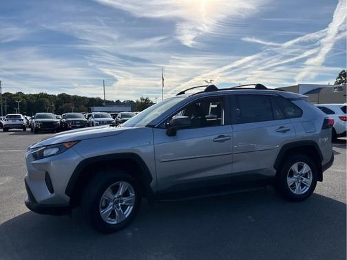 2021 Toyota RAV4 Hybrid LE
