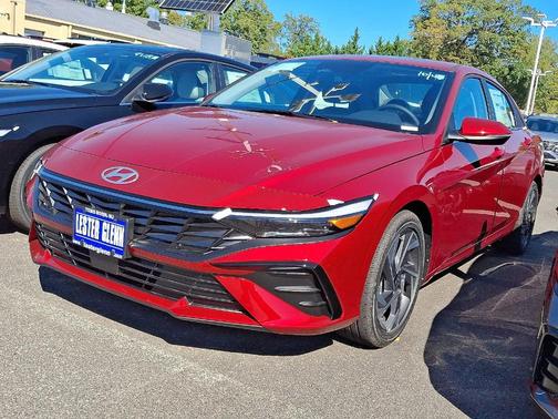 2025 Hyundai ELANTRA Limited