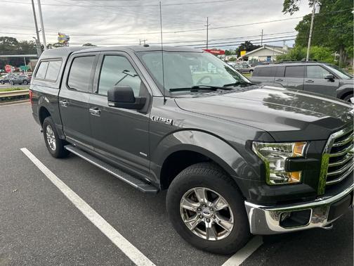Magnetic Metallic 2016 Ford F-150 XLT