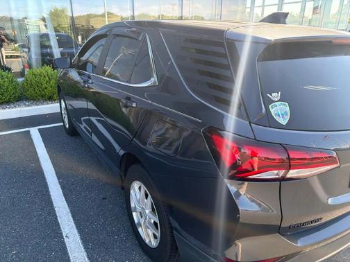 Gray 2022 Chevrolet Equinox 1LT