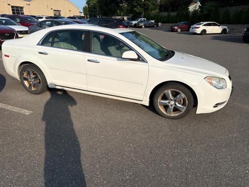 Summit White 2012 Chevrolet Malibu 2LT