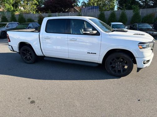 Bright White Clearcoat 2021 RAM 1500 Laramie