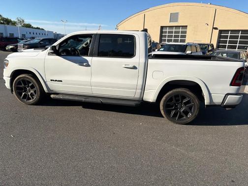 Bright White Clearcoat 2021 RAM 1500 Laramie