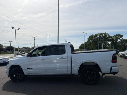 Bright White Clearcoat 2021 RAM 1500 Laramie