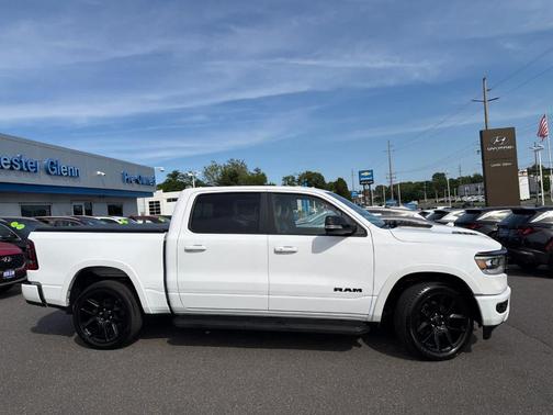 Bright White Clearcoat 2021 RAM 1500 Laramie