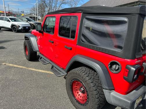 2018 Jeep Wrangler Unlimited Sport