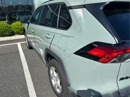 Lunar Rock 2019 Toyota RAV4 XLE