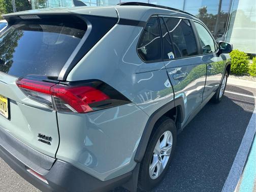 Lunar Rock 2019 Toyota RAV4 XLE