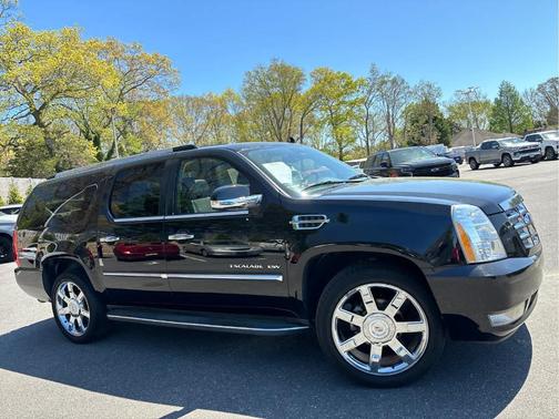 2014 Cadillac Escalade ESV Luxury