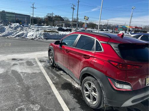 2023 Hyundai KONA SEL