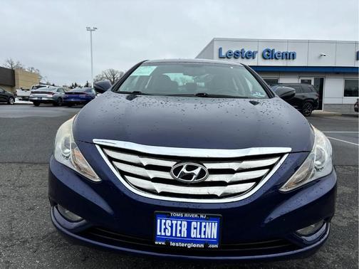 2013 Hyundai SONATA SE
