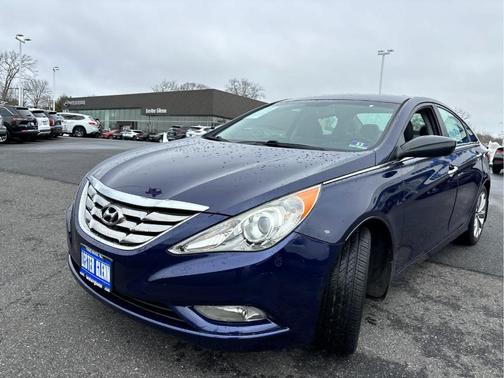 2013 Hyundai SONATA SE