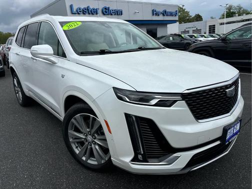Crystal White Tri-Coat 2022 Cadillac XT6 Premium Luxury AWD