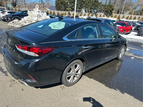 2018 Hyundai SONATA SEL