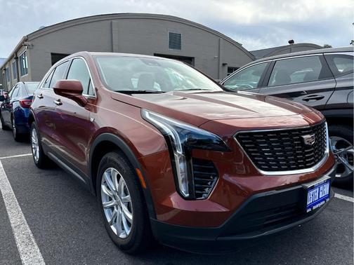 2021 Cadillac XT4 Luxury