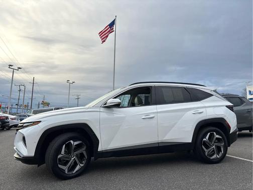 Serenity White Pearl 2023 Hyundai TUCSON Limited