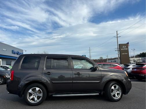Modern Steel Metallic 2015 Honda Pilot EX-L