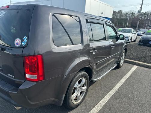 Gray 2015 Honda Pilot EX-L