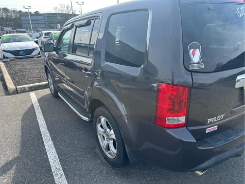 Gray 2015 Honda Pilot EX-L