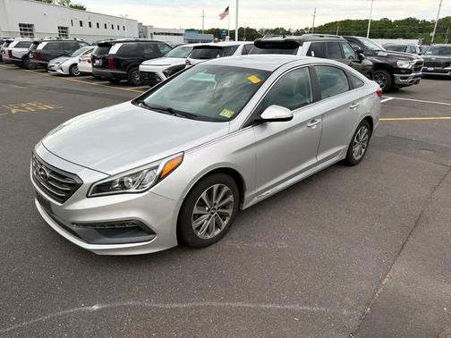 Symphony Silver 2015 Hyundai SONATA Sport
