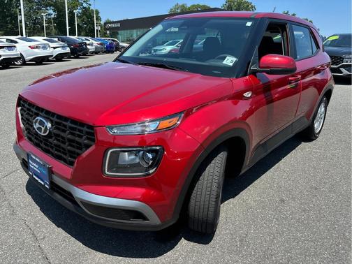 Red 2023 Hyundai VENUE SE