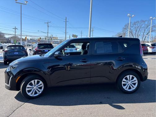 2023 Kia Soul LX