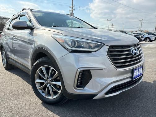2018 Hyundai SANTA FE SE