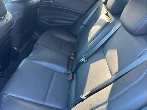 2017 Acura ILX Premium Package