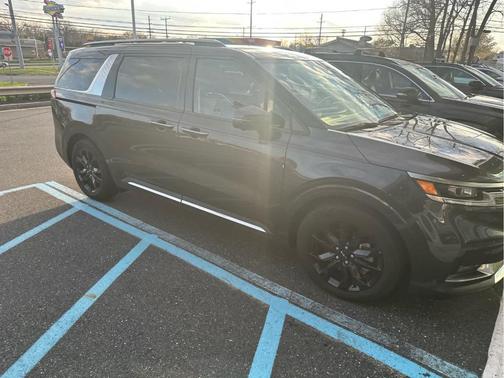 Metal 2024 Kia Carnival SX Prestige