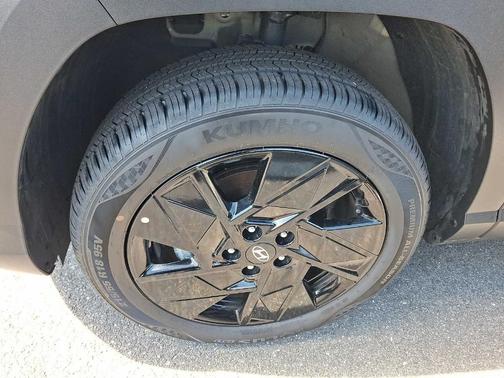 Gray Pearl 2026 Hyundai KONA SEL Sport