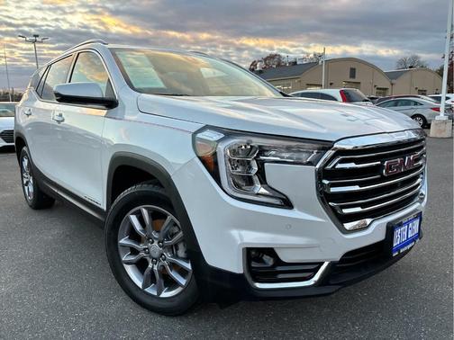 2022 GMC Terrain SLT