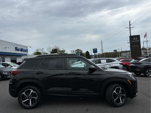 Mosaic Black Metallic 2023 Chevrolet Trailblazer RS