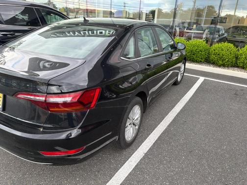 Black 2019 Volkswagen Jetta 1.4T S