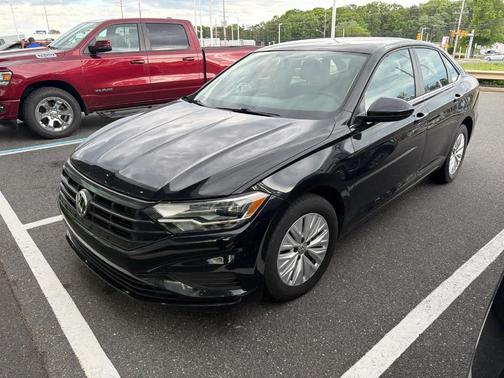 Black 2019 Volkswagen Jetta 1.4T S
