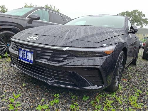 2025 Hyundai ELANTRA HEV SEL