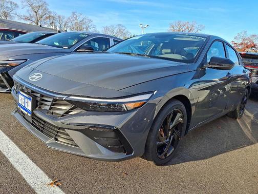 2026 Hyundai ELANTRA SEL