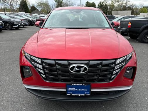2023 Hyundai TUCSON SE