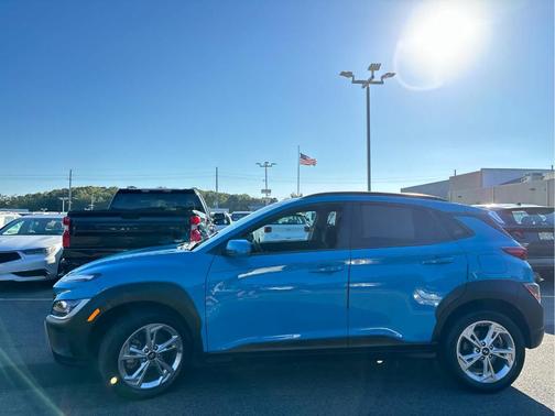 2023 Hyundai KONA SEL