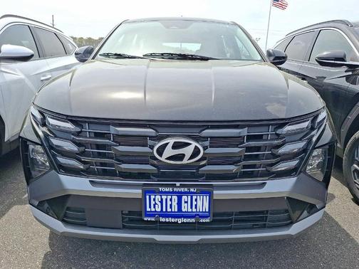 Phantom Black 2026 Hyundai TUCSON SE