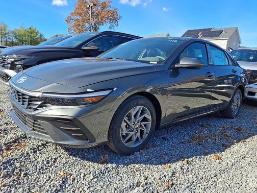 2026 Hyundai ELANTRA HEV Blue