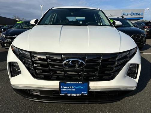 2023 Hyundai TUCSON SE