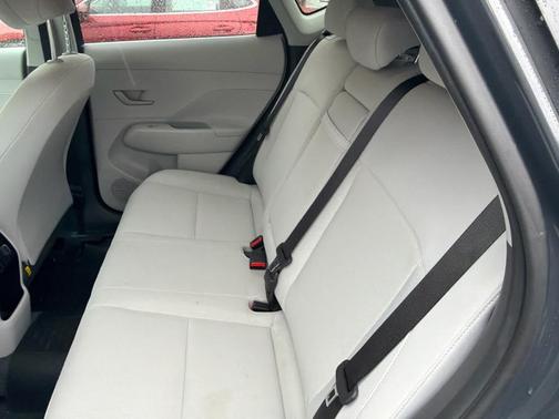 Gray Pearl 2024 Hyundai KONA SEL